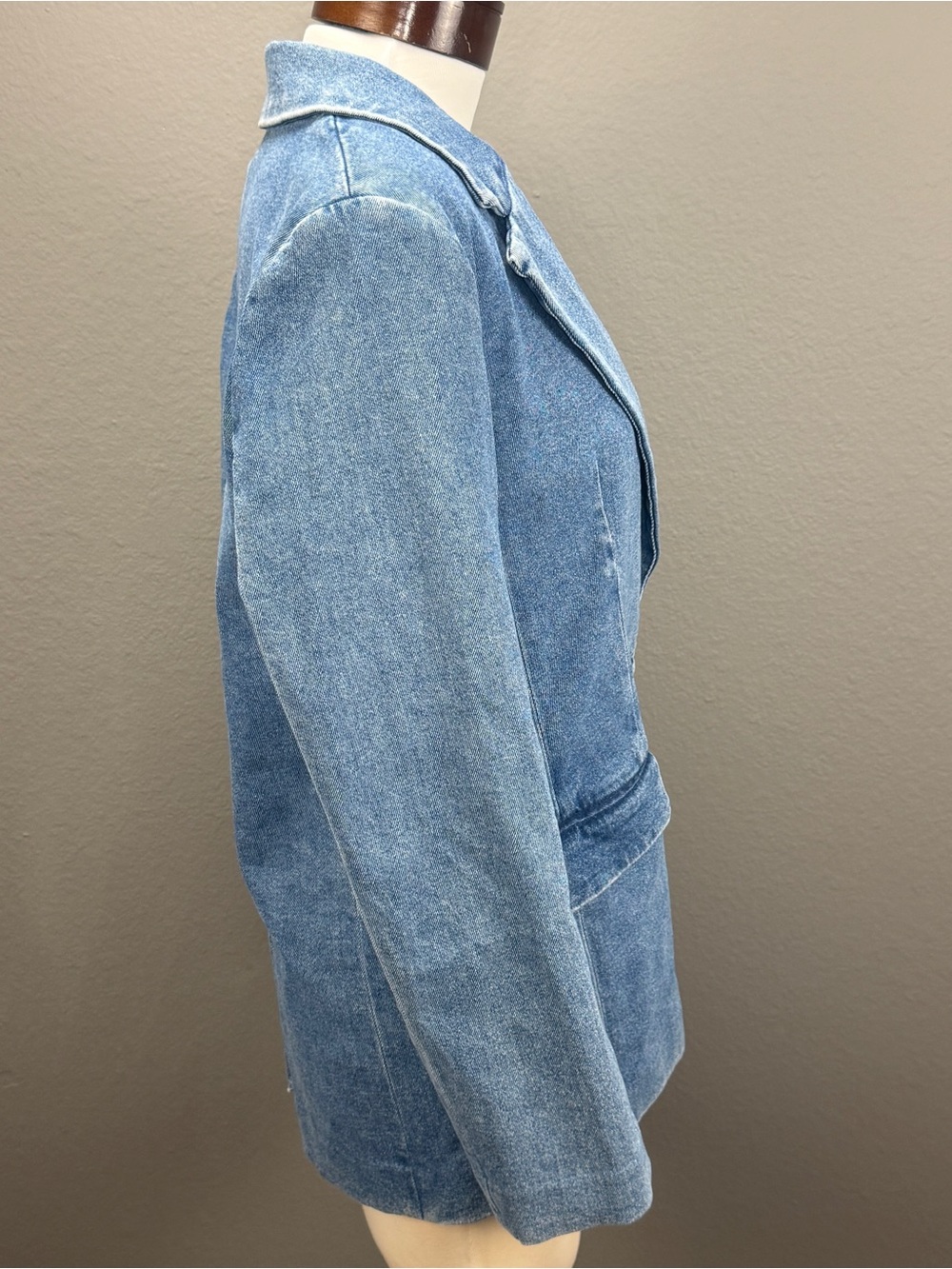 Staud Maxwell Denim Blazer Jacket Sz S Edgy Chic Stylish - Picture 6 of 9